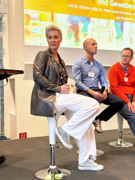 Wissen-teilen-Leben-retten_Carola Holzner_DocCaro
